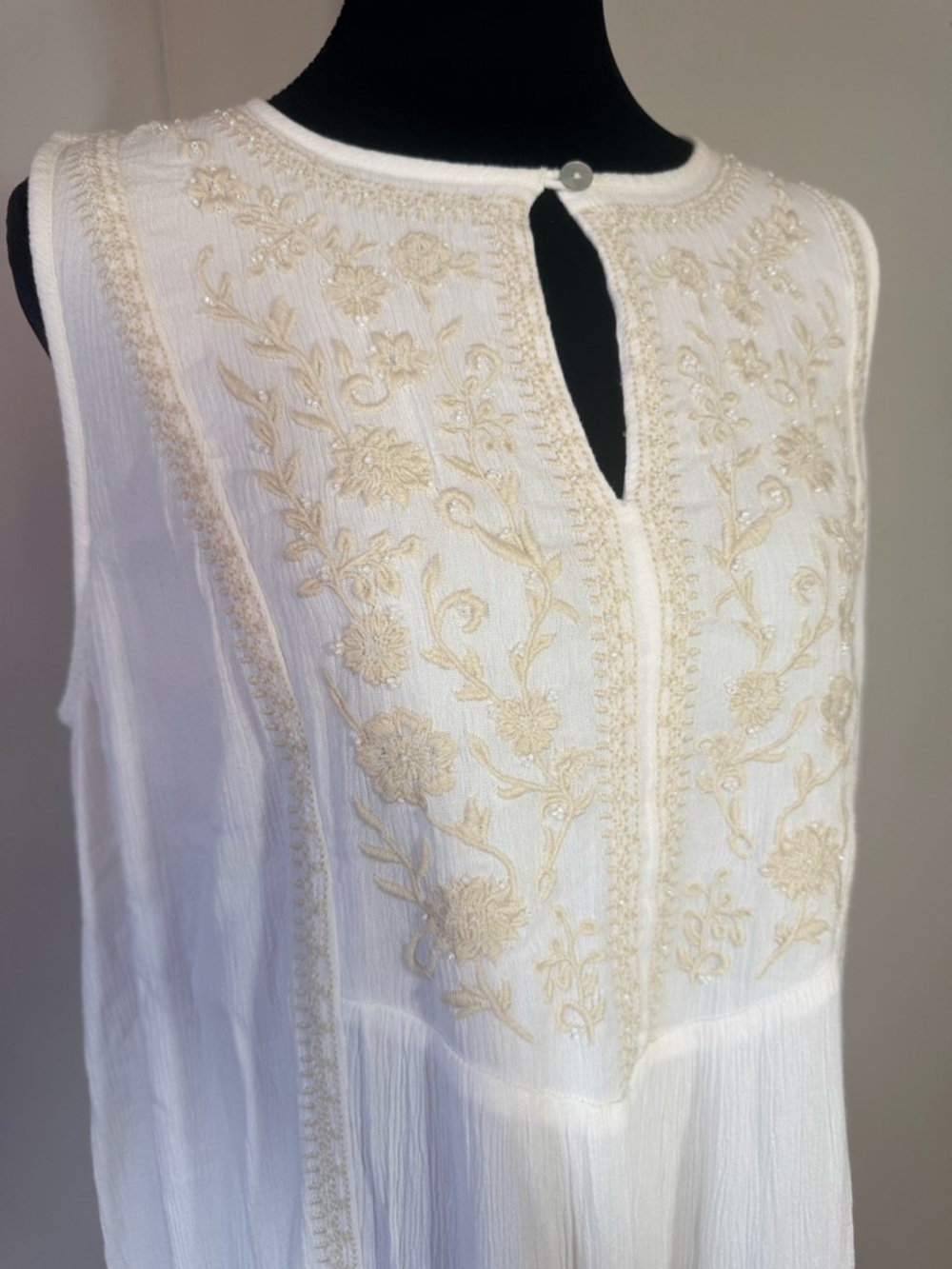 J. Jill Cream Embroidered Button-Front Cotton Maxi dress - Picture 3 of 7